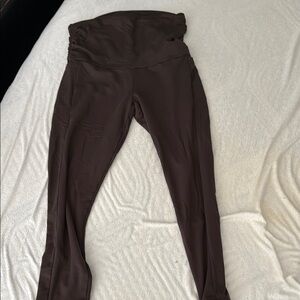 Brown High-Waisted Leggings